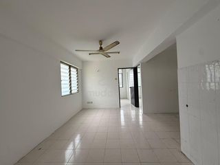 (Category: ) located in . Submitted by mudah702492 (Listing ID 1453990250, Image 1). Description: .