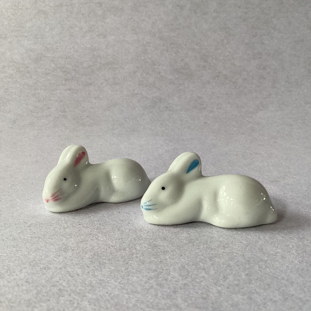 Couple Rabbit Chopsticks Rest (Category: Dinnerware & Cutlery) located in Davao. Submitted by eclectic1925 (Listing ID 1459653092, Image 1). Description: Php120 for 2 Couple Rabbit Chopsticks Rest Please REVIEW PHOTOS We use 100% repurposed packaging materials SF starts at Php70 via Flash Express First to pay .