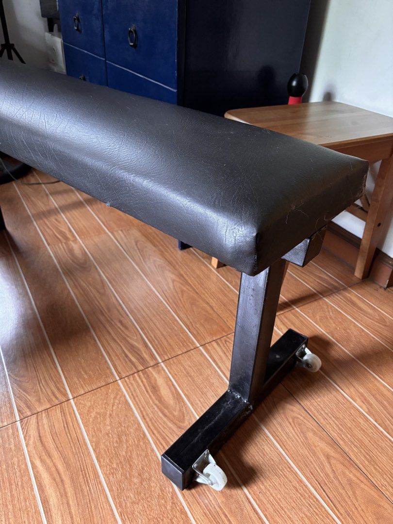 Custom Made heavy duty weightlifting flat bench (Category: Other Sports Equipment and Supplies) located in Pasig City. Submitted by kimstore_ (Listing ID 1459535052, Image 3). Description: Sf c/o buyer .