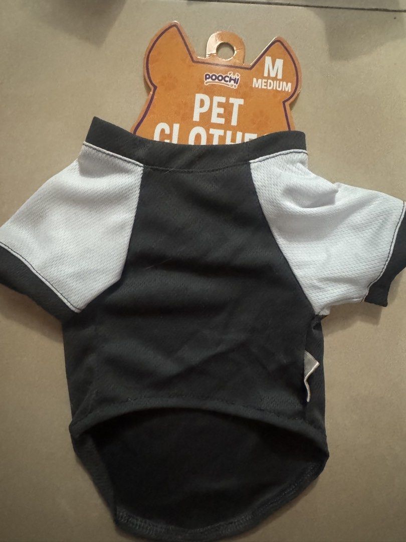 Daiso Dog Clothes for Take All (Medium) (Category: Homes & Other Pet Accessories) located in Cavite. Submitted by freshieee27 (Listing ID 1459629850, Image 3). Description: For take all only Original price around 1800. .