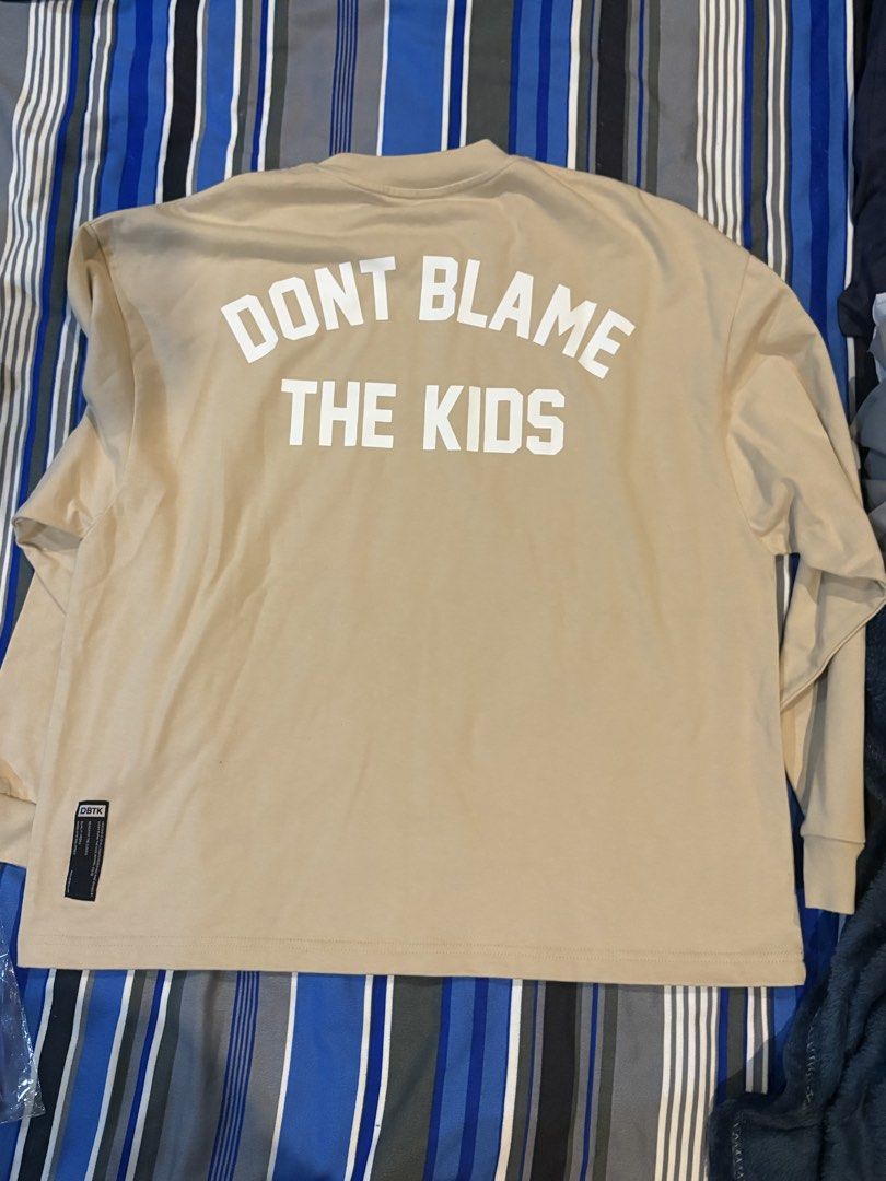 DBTK Crewneck Longsleeves (M) (Category: Coats, Jackets and Outerwear) located in Quezon City. Submitted by danahmaniego (Listing ID 1459602627, Image 3). Description: fitted only too big on me medium mens boxy fit 24 width, 26 length qc area.