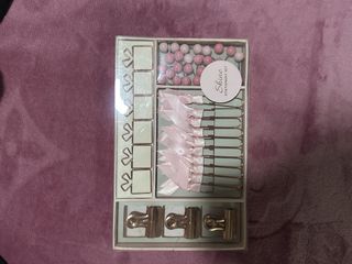 (Category: ) located in . Submitted by n_wardrobe (Listing ID 1459623482, Image 1). Description: .