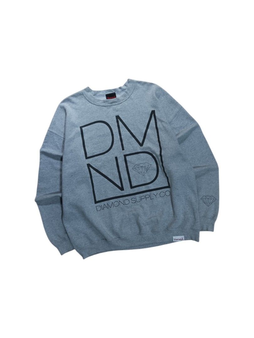 Diamond supply co. (Category: Coats, Jackets and Outerwear) located in Manila. Submitted by markjocerp16885 (Listing ID 1459629018, Image 2). Description: .