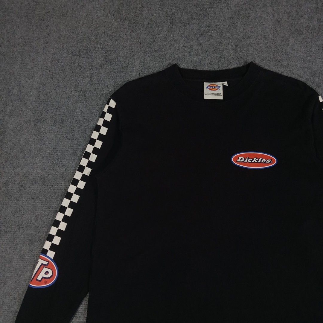 Dickies x STP Longsleeve (Category: Coats, Jackets and Outerwear) located in Taguig. Submitted by sito. (Listing ID 1459633402, Image 3). Description: Dickies x STP Longsleeve Size: Small Length: 27 Width: 20 Color rate: 10/10 Issue: NONE Excellent Condition This piece is PRIZE, We can deal, Mate! Hit the message so we can Negotiate. 📩 🏷️ : ₱ 609.99 🌏 : We ship worldwide via DHL! For our local customers, we also offer J&T and Lalamove for fast