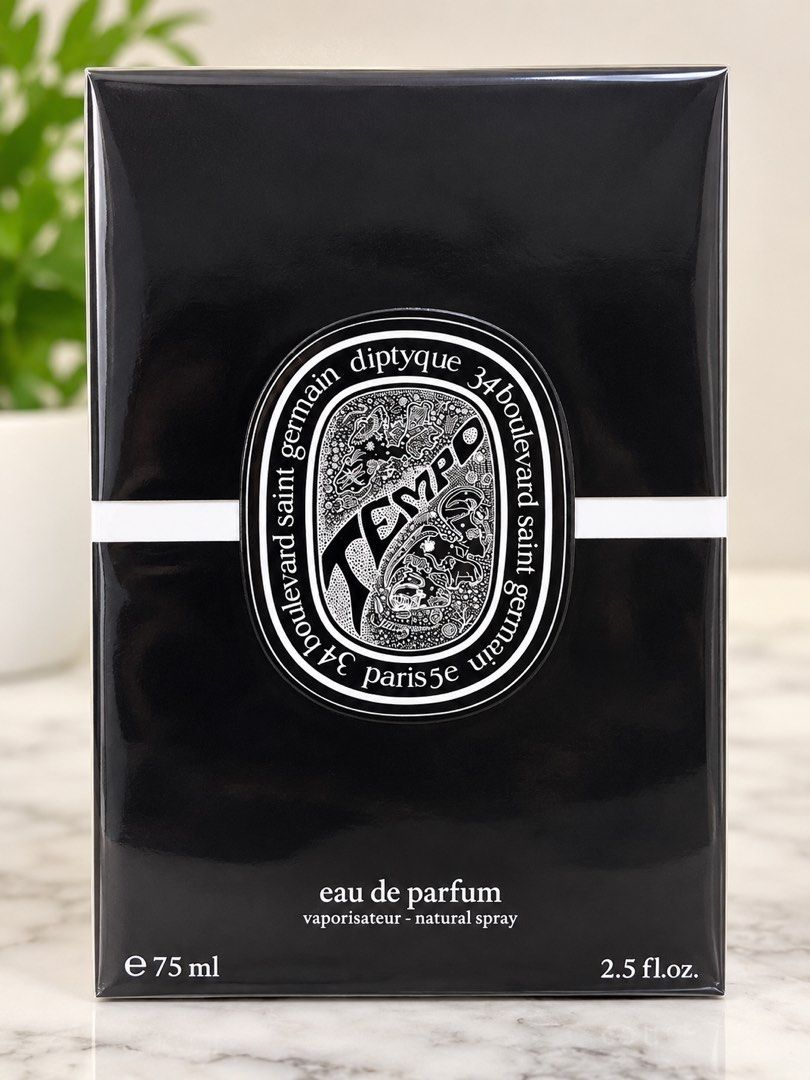 Diptyque Tempo Eau de Parfum 75ml (Category: Fragrance & Deodorants) located in Paranaque City. Submitted by erikaluxurybrands (Listing ID 1459614070, Image 2). Description: 🖤 Diptyque Tempo Eau de Parfum 75ml 🖤 ✨ 100% Brand New & Sealed ✨ 💰 Selling Price: ₱7,000 🏷️ Store Retail Price: ₱13,500 🔥 Save ₱6,500! Authentic Diptyque Tempo Eau de Parfum — 75ml / 2.5 fl. oz. Perfect for personal use or as a luxurious gift. 🎁 📦 Brand new & sealed ✅