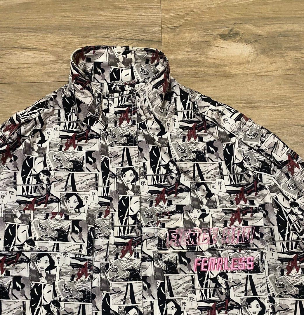 Disney Crop Jacket (Category: Coats, Jackets and Outerwear) located in San Carlos City. Submitted by roseee_012 (Listing ID 1459618131, Image 3). Description: Disney Crop Jacket Size Medium on tag Dimes 26 x 21 Excellent condition Dm📩.