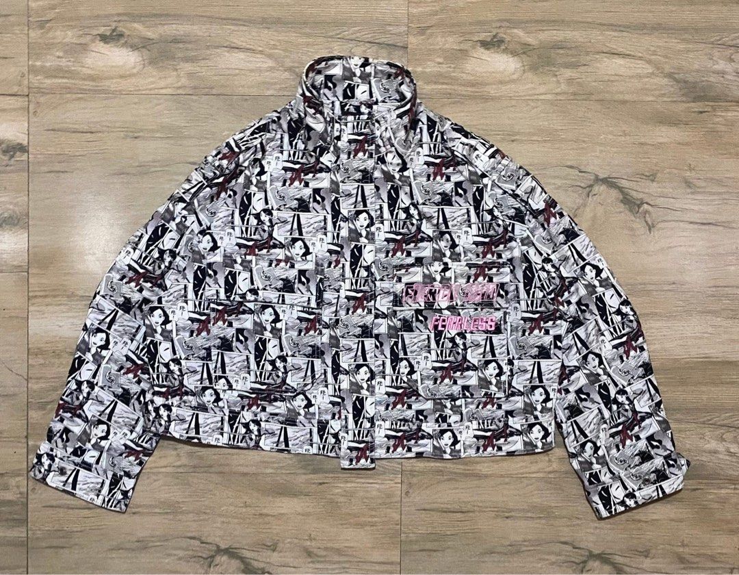 Disney Crop Jacket (Category: Coats, Jackets and Outerwear) located in San Carlos City. Submitted by roseee_012 (Listing ID 1459618131, Image 1). Description: Disney Crop Jacket Size Medium on tag Dimes 26 x 21 Excellent condition Dm📩.