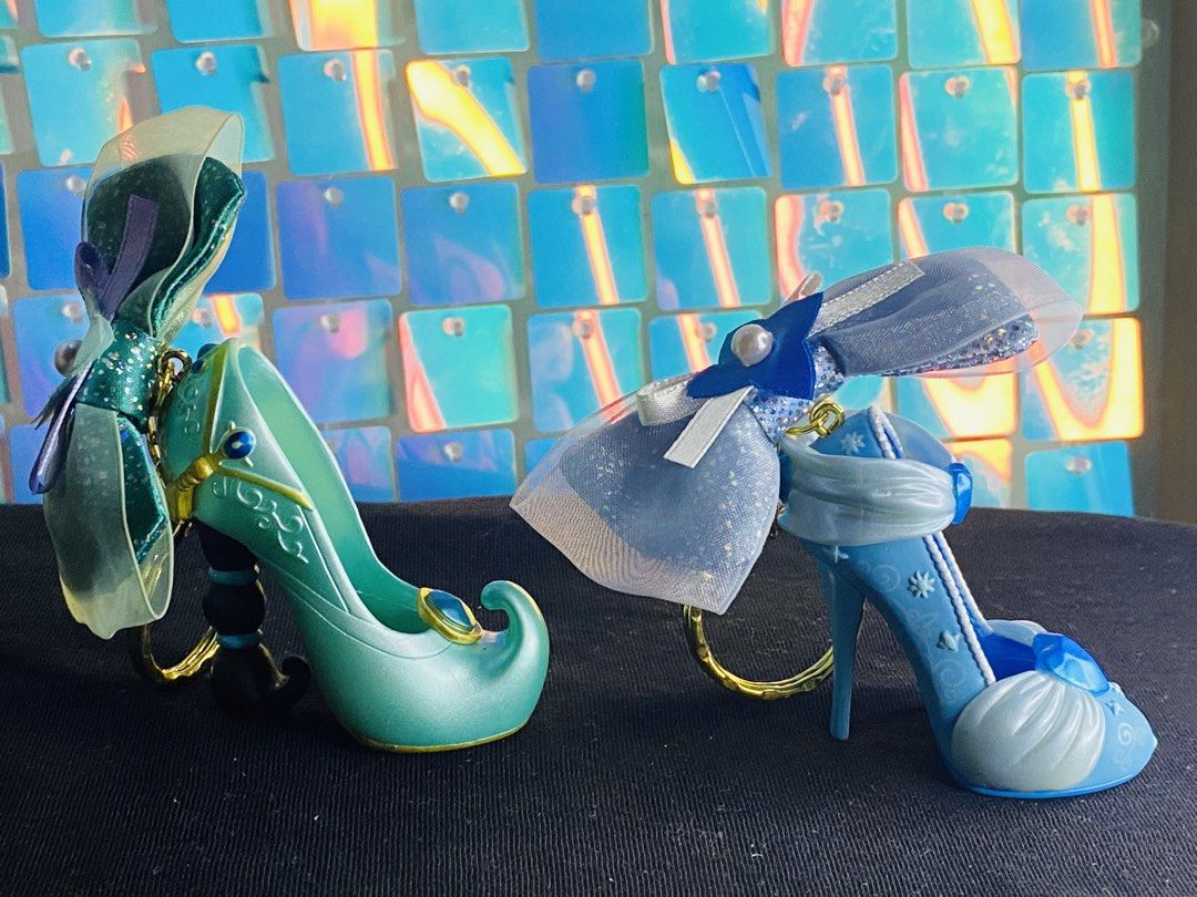 Disney Jasmine & Cinderella shoe keychain 380 EACH (Category: Character Goods) located in Manila. Submitted by kawaii_omocha_est2020 (Listing ID 1459628997, Image 1). Description: Jasmine - ❎SOLD ❎ ✅Mine now/ Pay now ✅ Please scan all photos for more details. ✅ Manage your expectation. Most of items are preloved. ✅ Actual color may vary due to lighting conditions. ✅ Gcash Pyment ✅ Mode of Delivery Via Flash Express 🚫No Low Balling/ Low Ballers w