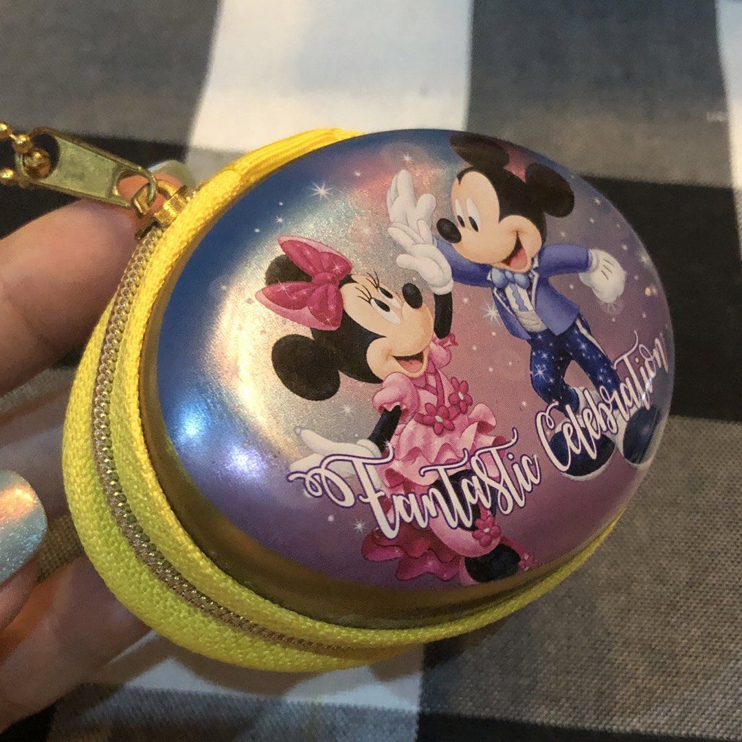 Disney Mickey Mouse & Minnie Mouse Tin Case Pouch (Category: Purses & Pouches) located in Quezon City. Submitted by kitsune.treasures (Listing ID 1459643017, Image 1). Description: *First to pay policy! *1 day reservation only. Failure to pay on time, auto cancel. 📍Quezon City * MOD: J&T | Lalamove * MOP: GCASH | BPI 📦ON HAND AND READY TO SHIP! CONDITION: WHAT YOU SEE IS WHAT YOU GET. Dimensions: Kindly check the photos for the actual measureme