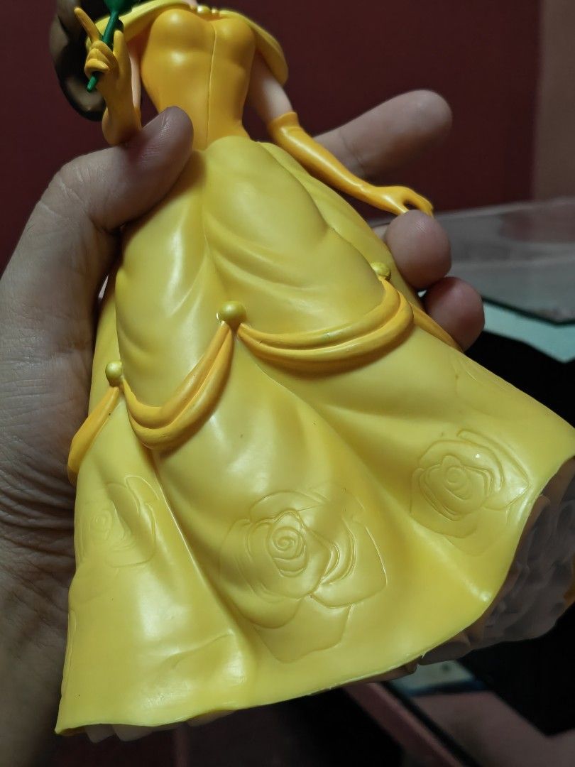 Disney Sega Belle Figure (Category: Figurines & Statues) located in Angeles City. Submitted by treasure_trove14 (Listing ID 1459626932, Image 3). Description: Disney Sega Box is damage May konting dirt lang sa figure (as seen sa picture).