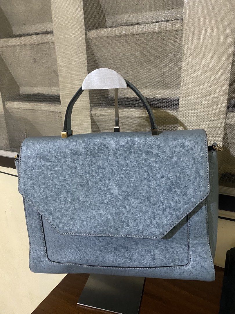 Double M Milano Handbag (Category: Shoulder Bags) located in Davao. Submitted by kuromisplace (Listing ID 1459674805, Image 1). Description: 📌 missing long strap , sign of wear only - stand alone, spacious and can fit tablet/ ipad , very durable 📍Davao City .