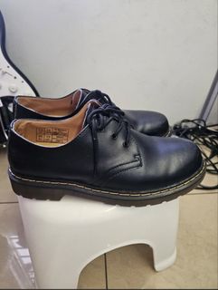 (Category: ) located in . Submitted by fendi_reseller (Listing ID 1459622150, Image 1). Description: .