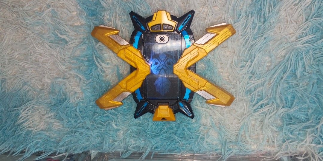 DX ULTRAMAN X DEVIZER (Category: Figurines & Statues) located in Manila. Submitted by janx_29 (Listing ID 1459597535, Image 2). Description: WORKING NO ISSUE ULTRAMAN X DEVIZER DX JAPAN.