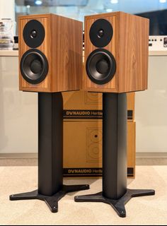 (Category: ) located in . Submitted by dynaudio (Listing ID 1459565999, Image 1). Description: .