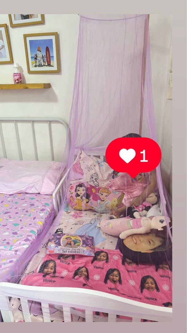 Educrate bed frame (Category: Bed Frames & Mattresses) located in Manila. Submitted by nnnnnnnnxxcckkkk (Listing ID 1459658905, Image 1). Description: 3500 free foam uratex siya ginupit lang ung foam. Maayos pa with free bedsheets .