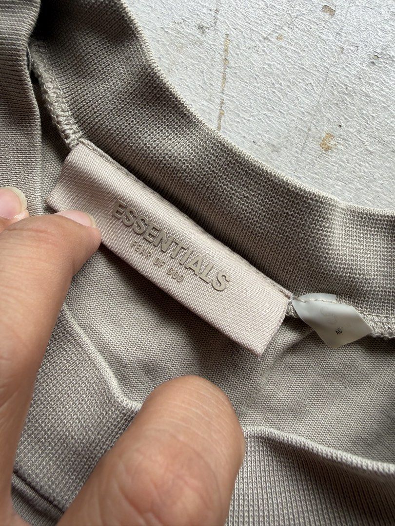 Essentials (Category: Tshirts & Polo Shirts ) located in Quezon City. Submitted by macleen17 (Listing ID 1459618159, Image 3). Description: Essentials Size S but fit to M to Large Excellent Condition Brown color Made in china.