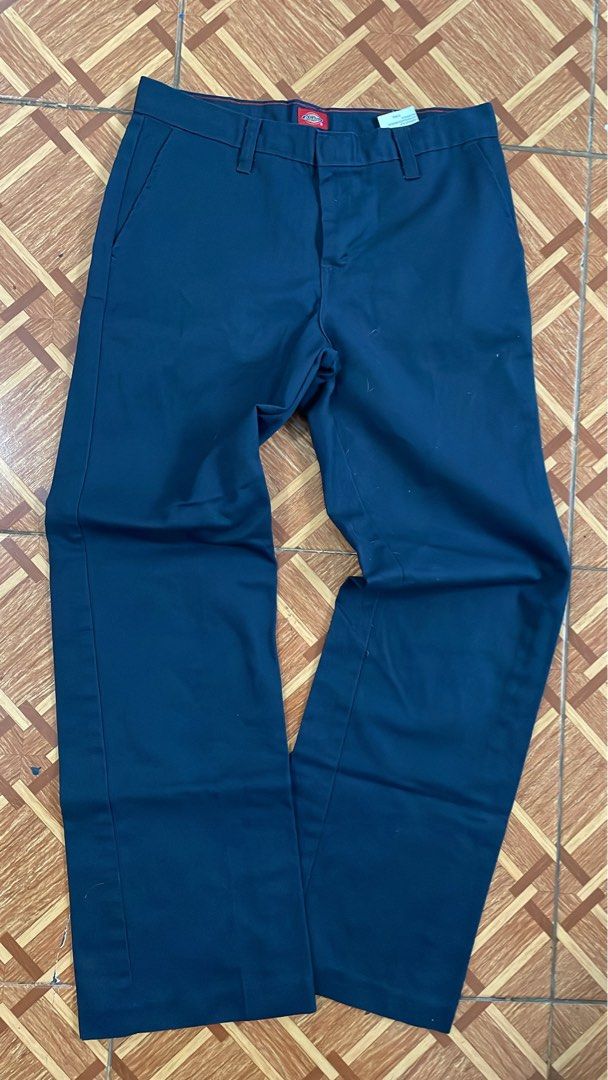 Evisu & Dickies (Category: Activewear) located in Manila. Submitted by ch1lleroli82692 (Listing ID 1459512821, Image 2). Description: EVISU MEDIUM FIT LARGE DICKIES SAME SIZE 28-29 CRISPY SAME DAY DELIVER SA MALAPIT OR JNT .