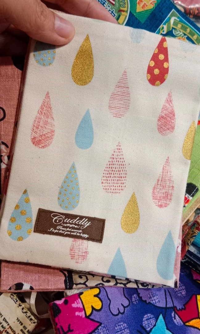 Fabric Small Book Covers assorted designs for take all (Category: Stationery & School Supplies) located in Bulacan. Submitted by Shoppe.Ups (Listing ID 1459531832, Image 3). Description: made in japan 100pcs take all what you see is what you get meetups: guiguinto plaridel bulacan - J&T *(Payment First) - LBC COP/COD *(payment first for shipping fee only) -pickup / lalamove *mop: via gcash pm for interested.