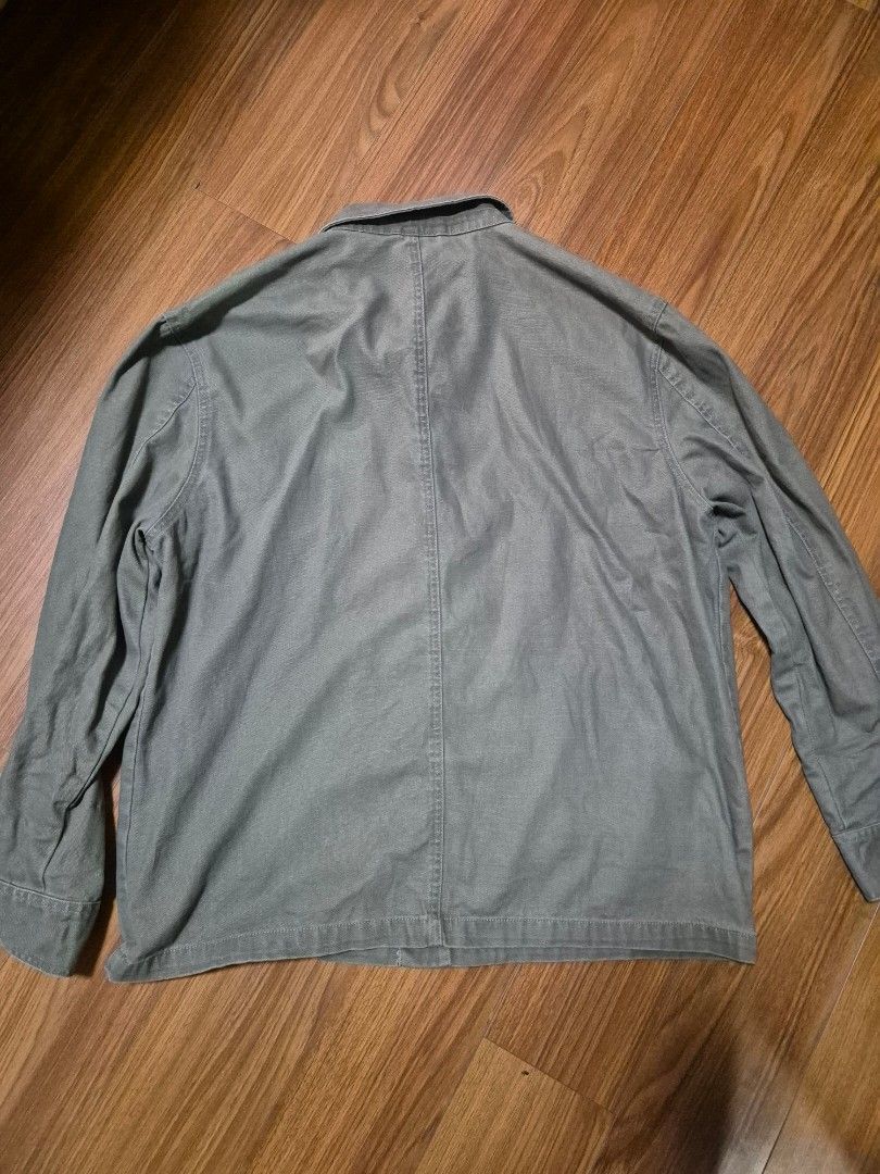 Fatigue chore jacket (Category: Coats, Jackets and Outerwear) located in Baguio. Submitted by PaulSB.2600 (Listing ID 1459530356, Image 2). Description: - Olive green utility jacket - Button-up front with four pockets - Long sleeves with button cuffs - Sturdy material, great for layering - Measurements provided in photos comes with extra button.