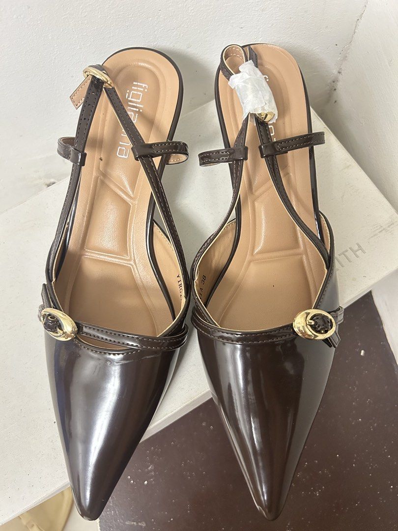 Figlia Kitten Heels (Category: Heels) located in Manila. Submitted by cleverbird_cb7669 (Listing ID 1459588444, Image 3). Description: 👠 FIGLIA KITTEN HEELS FOR SALE! 👠 Selling this Figlia 1-inch kitten heels for only ₱800! 💕 Bought from SM with an original price of ₱1,499 ✨ Details: • Brand: Figlia • Heel height: 1 inch • Size: 38 • Selling price: ₱800 • Condition: Never been used • Note: No original box included. RFS: Not being used. Very ni