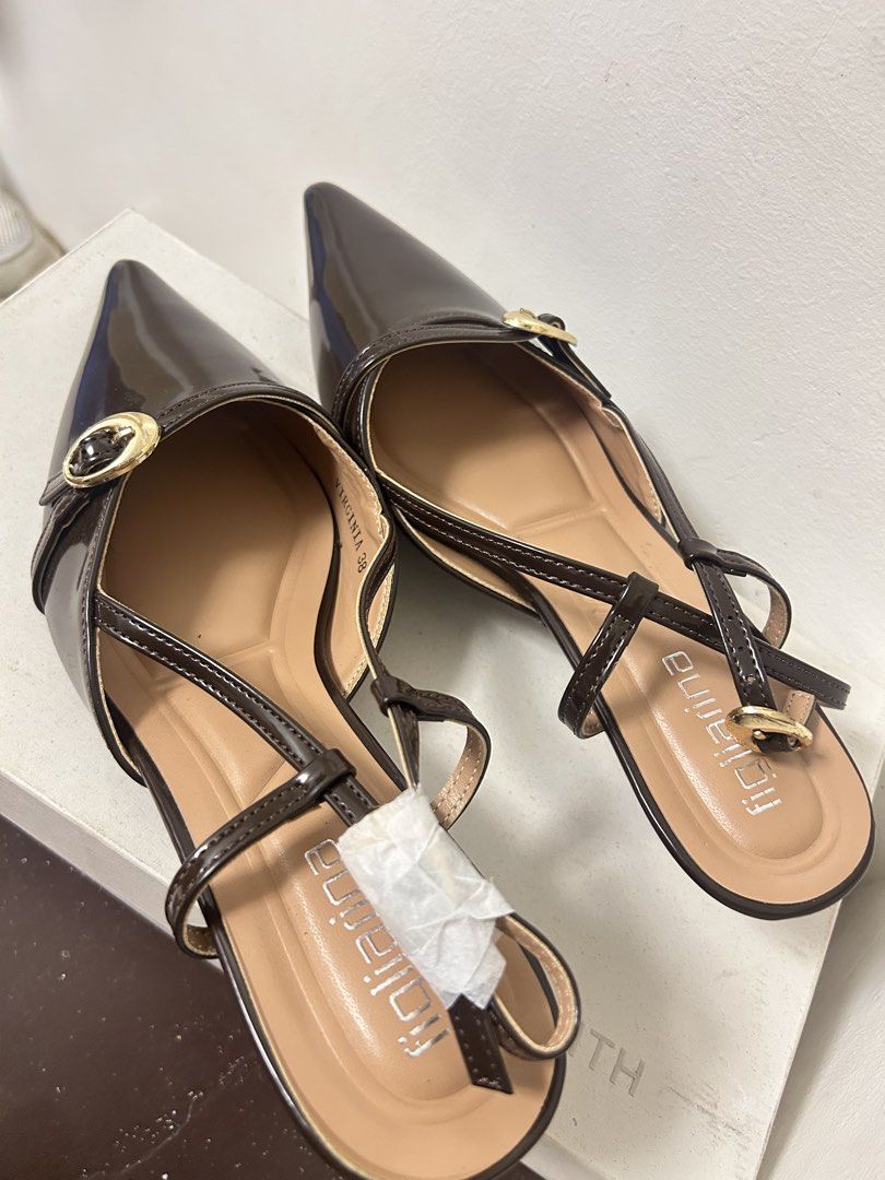 Figlia Kitten Heels (Category: Heels) located in Manila. Submitted by cleverbird_cb7669 (Listing ID 1459588444, Image 2). Description: 👠 FIGLIA KITTEN HEELS FOR SALE! 👠 Selling this Figlia 1-inch kitten heels for only ₱800! 💕 Bought from SM with an original price of ₱1,499 ✨ Details: • Brand: Figlia • Heel height: 1 inch • Size: 38 • Selling price: ₱800 • Condition: Never been used • Note: No original box included. RFS: Not being used. Very ni