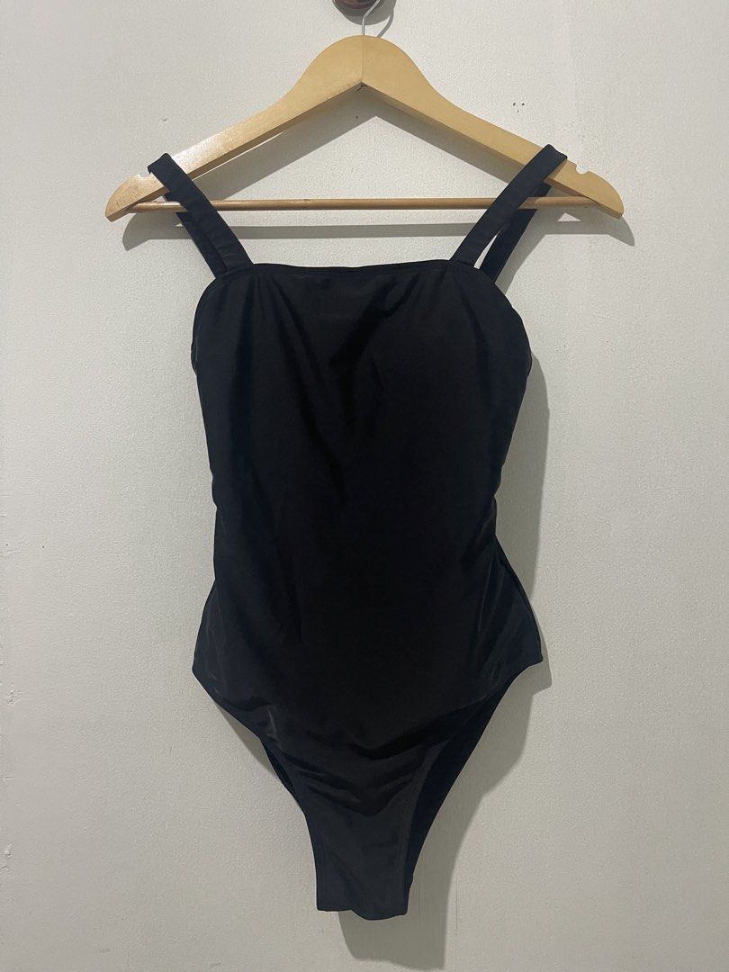 FLOAT Malia Jumper Black One Piece Swimsuit Square Neck (Category: Bikinis & Swimsuits) located in Quezon City. Submitted by witchinthecity (Listing ID 1459636163, Image 3). Description: - Classic black one-piece swimsuit by FLOAT -used only once in Maldives -RFS: doesn’t fit my body type -Size Small -Original price 3450.