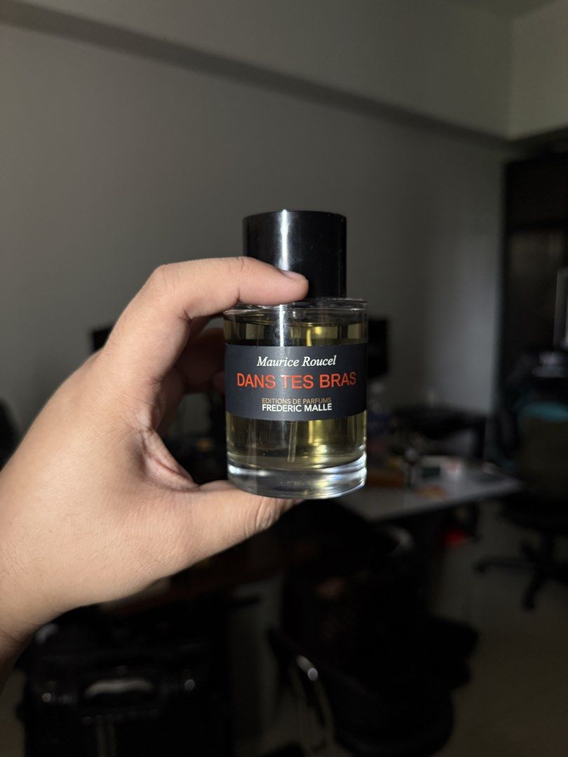 FM DANS TES BRAS (2021 BATCH) (Category: Fragrance & Deodorants) located in Manila. Submitted by aketaru (Listing ID 1459517636, Image 2). Description: FM Dans Tes Bras ~96/100mL Rare!! (ADP GBelt doesn’t even carry Dans Tes Bras) Potent: 2021 Batch No Box / TR Bottle daytime iris-cashmeran musk! musk here is similar to the musk you find in musc ravageur! ₱15,000 (nego) payment via gcash meetups/lalamove loc: marikina/espana.