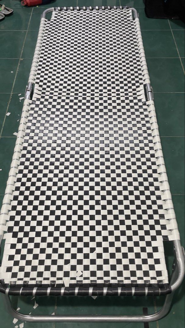 folding bed for sale (Category: Bed Frames & Mattresses) located in Quezon City. Submitted by michaelangelomendoza0209 (Listing ID 1459633556, Image 3). Description: 980 plus lalamove fee depende sa loc nyo sf cod/gcash .