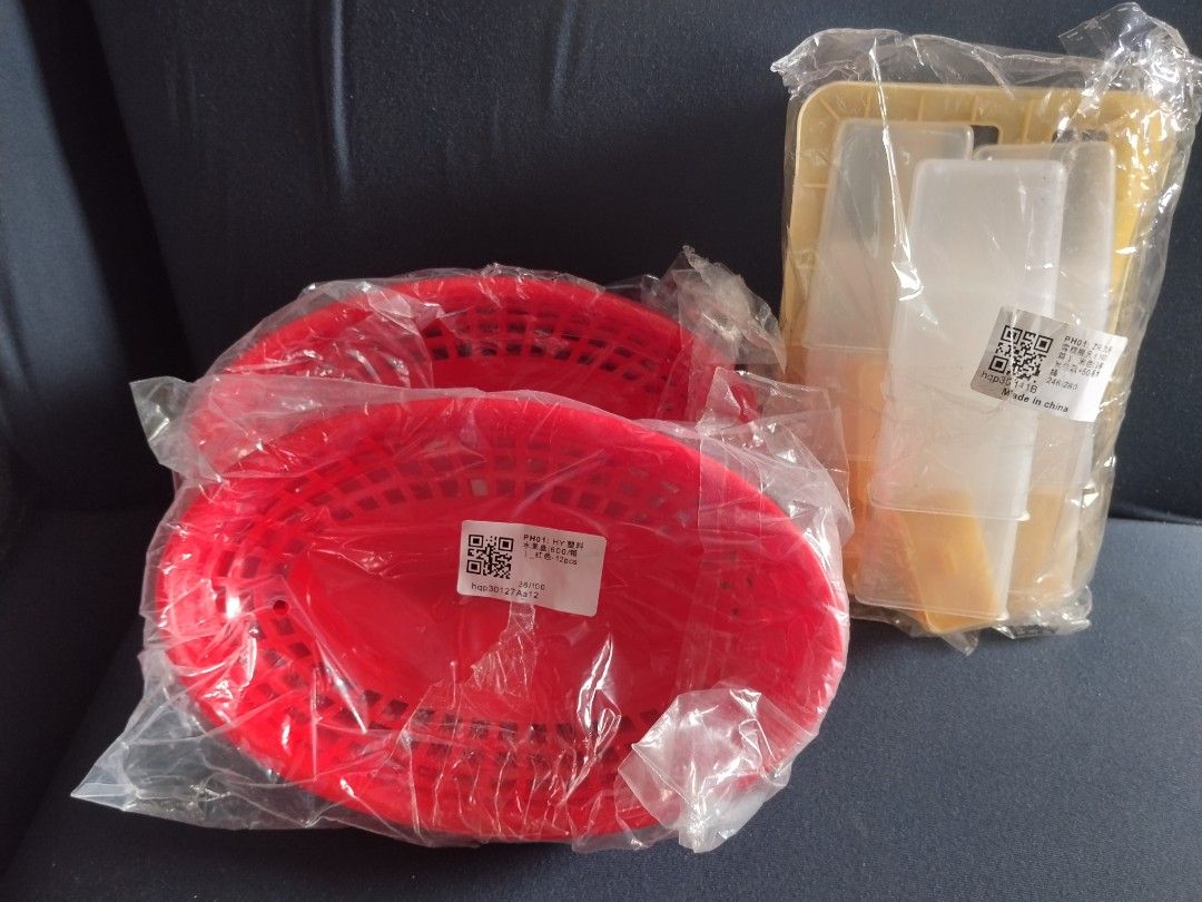 Food Tray and Popsicle Molder (Category: Food Organization & Storage) located in Bulacan. Submitted by jz012619 (Listing ID 1459614761, Image 1). Description: Selling/decluttering new and used items This item is brand new, never used 24 pcs food tray 9 slots popsicle molder Sta. Maria Bulacan location No low ballers Shipping via Flash Express Grab and Lalamove to be booked by the buyer.