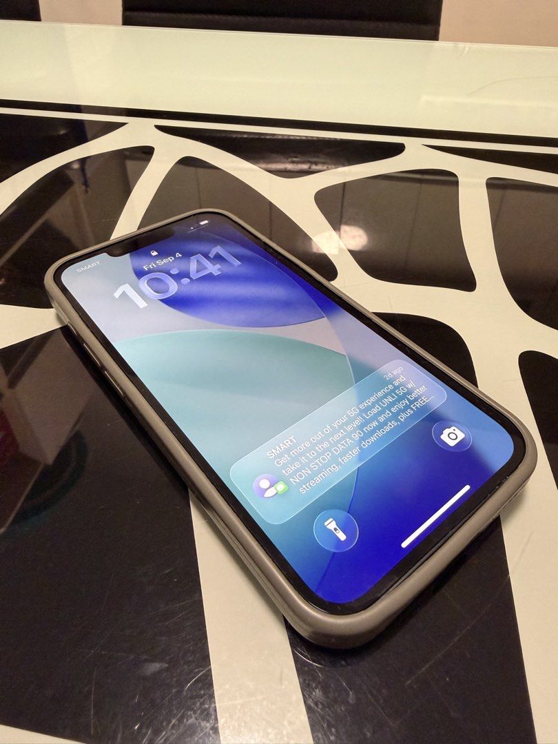 For Sale iPhone 17e (Category: iPhone 17 Series) located in Manila. Submitted by vhincent1986 (Listing ID 1459636023, Image 1). Description: Almost new. Smart-locked Flawless New cable Sale only. .