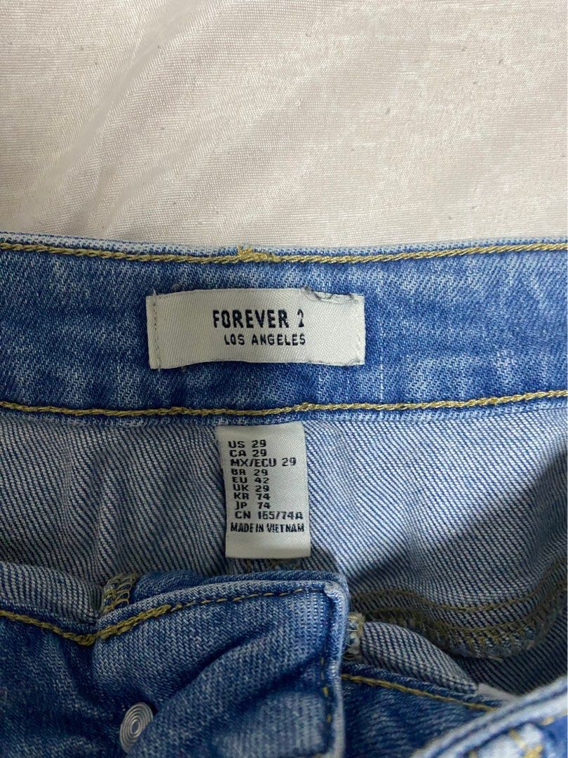 Forever 21 Distressed Denim Shorts (Category: Shorts) located in Quezon City. Submitted by jmxyz (Listing ID 1459619330, Image 2). Description: - US 29 on tag ‼️ moving out sale .