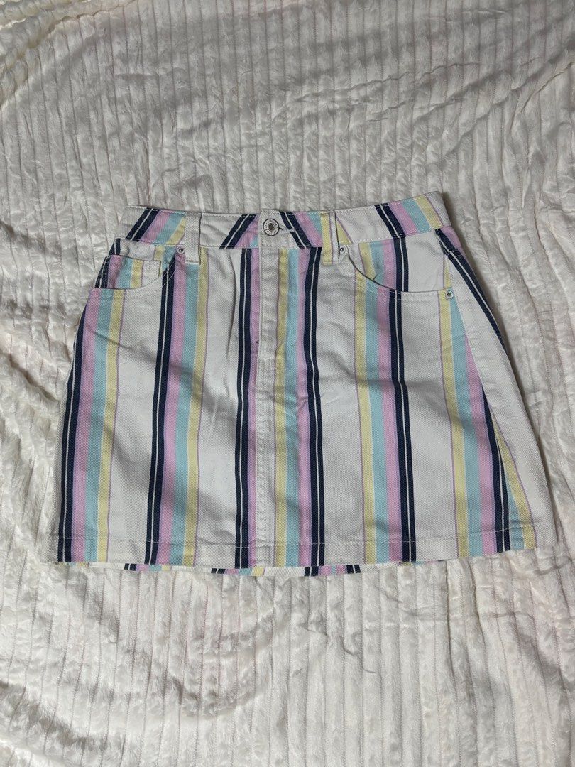 Forever 21 Striped Denim Mini Skirt (Category: Skirts) located in Quezon City. Submitted by xoxoari (Listing ID 1459604935, Image 1). Description: - Cute pastel striped denim mini skirt - Brand: Forever 21 - Button and zip closure - Size S-M Discount if getting 2 or more items! .