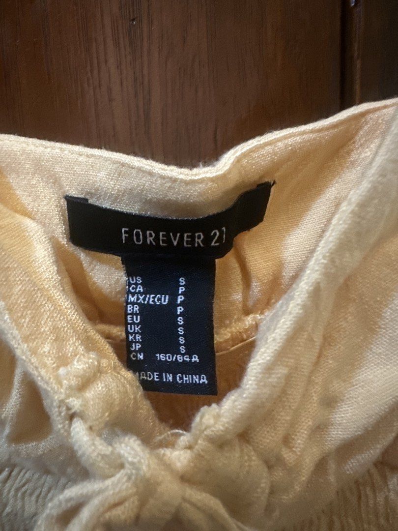 Forever 21 Yellow Lace Linen Top (Category: Blouses) located in Cavite. Submitted by irenebaebaebidoo (Listing ID 1459599719, Image 3). Description: This used to be one of my fav top 💛 Helping tags, Zara, Araw the Line, Wear Anika, Cariño, Love Bonito, Bershka, Pull&Bear, Stradivarius..