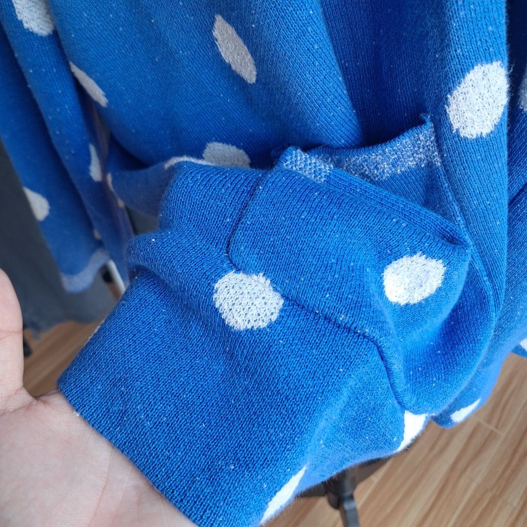 Foxcroft Open-front polka dot cardigan sweater (Category: Coats, Jackets and Outerwear) located in Digos. Submitted by richcaliforniaclothingstore (Listing ID 1459532487, Image 3). Description: 📌Manage your expectations this is not brandnew 📦We ship nationwide via J&T Express (no COD❌️) 📍Location: Lim Extension Digos City Davao Del Sur (besides camillian sister) 📝Lay-away terms available 🎥 We offer video calls for transparency so you can per