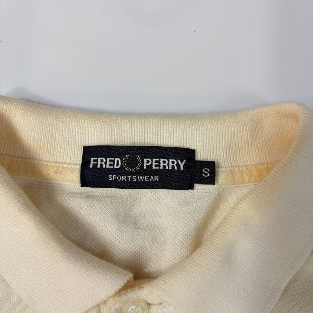 FRED PERRY (Category: Luxury Apparel) located in Iloilo. Submitted by profitpicks (Listing ID 1459562492, Image 3). Description: 20/27.