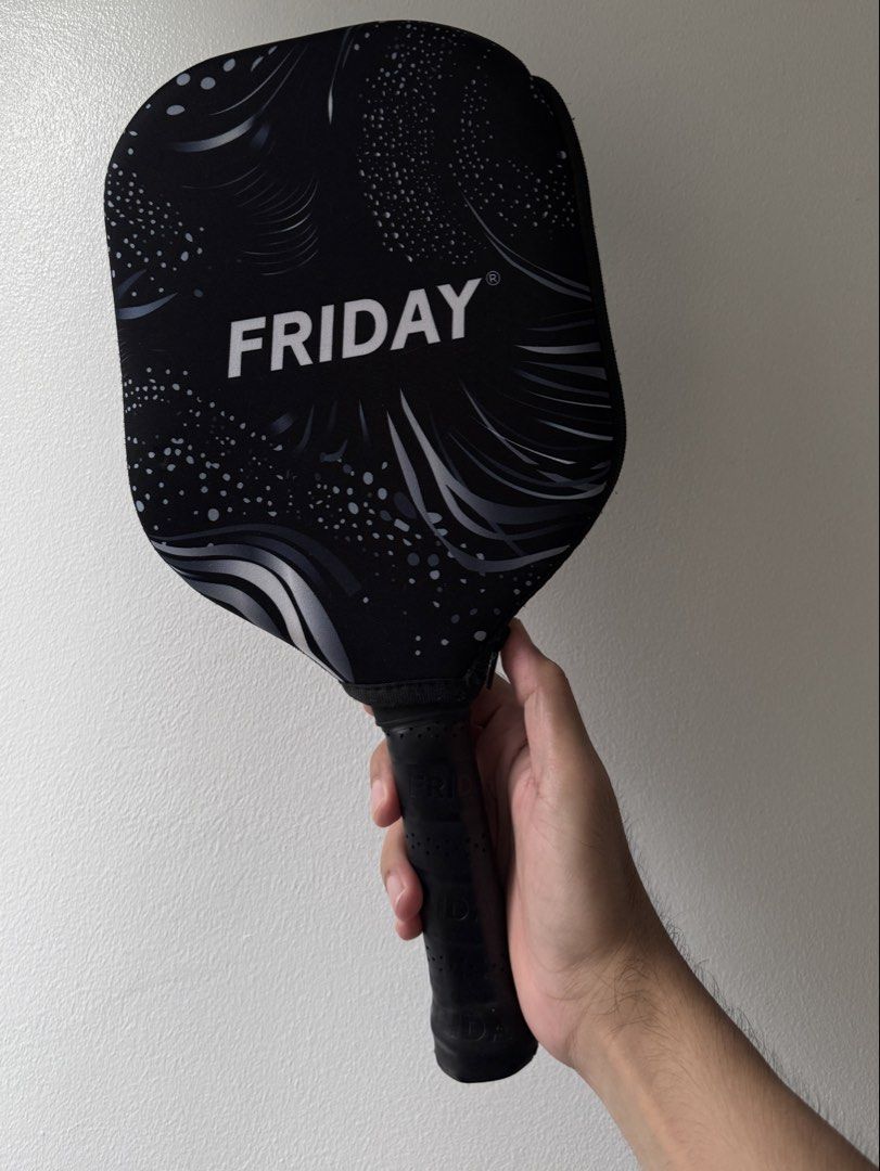 Friday Aura Pro (Category: Other Sports Equipment and Supplies) located in Taguig. Submitted by neilcortezano (Listing ID 1459688374, Image 1). Description: For sale FRIDAY AURA PRO elongated (eclipse) 1 1/2 month old No issue RFS - upgraded to a new paddle Specs: Gen 4 high-power pickleball paddle designed for aggressive play, featuring an average static weight of 8.0 oz and a 16 mm thickness Bought it at 11,500 Selling for 9,000 only.