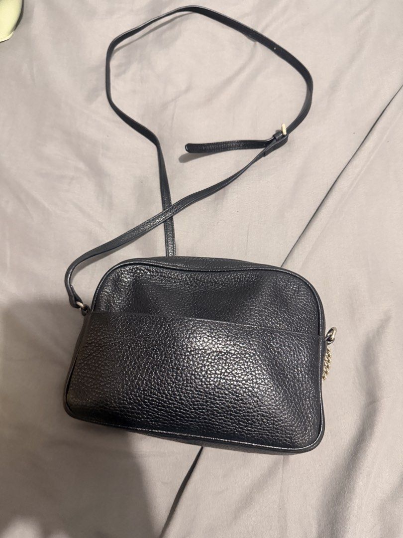 Furla leather bag (Category: Luxury Bags & Wallets) located in Manila. Submitted by ellede32655 (Listing ID 1459628275, Image 2). Description: Original furla leather bag from japan.