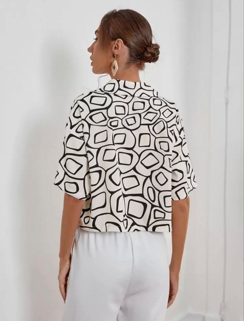 Geo Print Top (Category: Blouses) located in Quezon City. Submitted by whitelabel17 (Listing ID 1459554863, Image 2). Description: .
