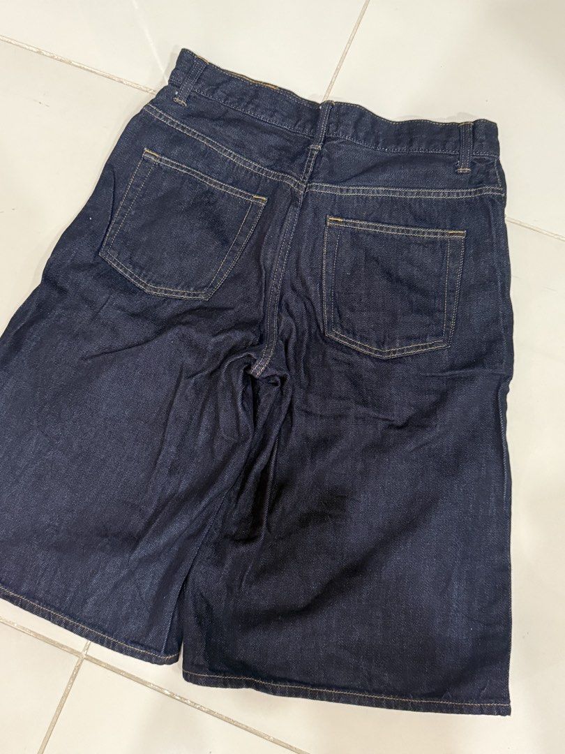 GU DARK BLUE JORTS (Category: Shorts) located in Manila. Submitted by ksywn (Listing ID 1459608622, Image 2). Description: SUPER LIGHTWEIGHT!! never used!!! brand new fits m/l.