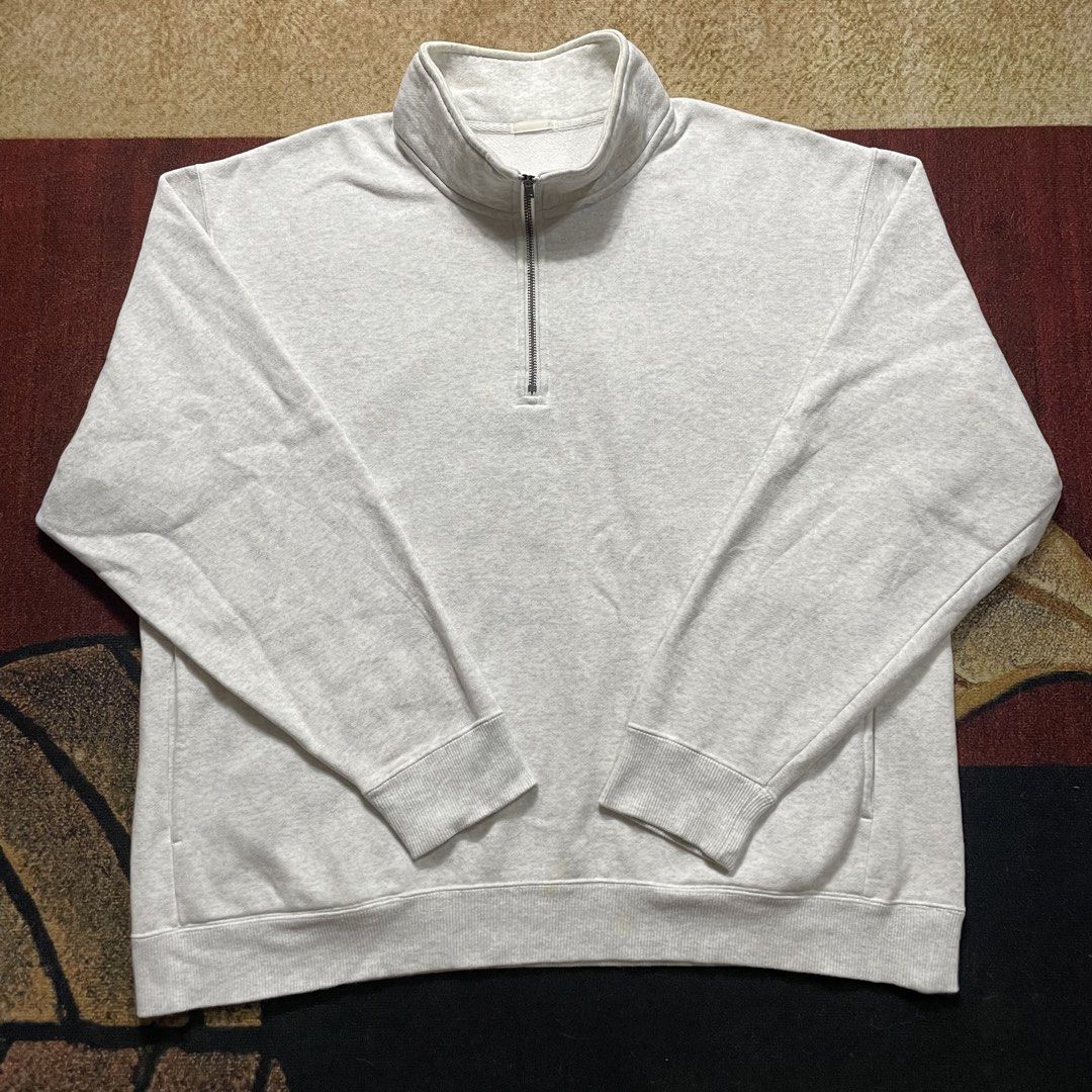 GU Grey Half Zip Sweatshirt (Category: Coats, Jackets and Outerwear) located in Puerto Princesa. Submitted by jdthrifts1 (Listing ID 1459556036, Image 1). Description: Dimes: 26x27.5 Excellent condition Color rate: 9.5/10 Some yellow stains not sure if removable 700 only PM!.