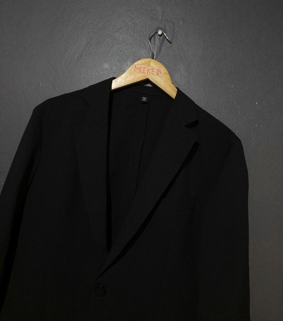 📍GU Washable Tailored Jacket (Category: Coats, Jackets and Outerwear) located in Antipolo. Submitted by simplehans (Listing ID 1459659347, Image 3). Description: ‎📍GU Washable Tailored Jacket ‎Size Medium (Black) ‎Width- 20 ‎Length- 28 ‎Excellent Condition As New ‎DIRECT MESSAGE IF INTERESTED.