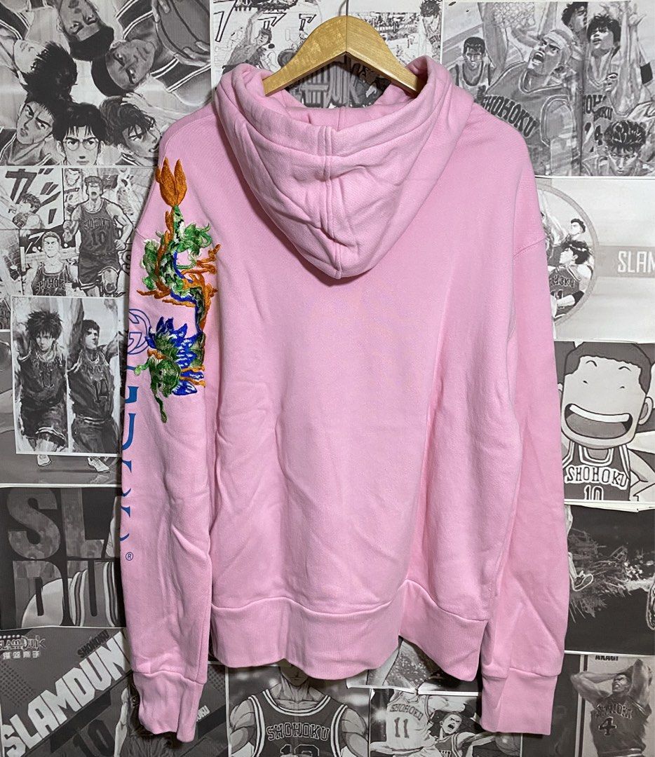 GUCCI DRAGON EMBROIDERED SCRIPT LOGO ON SLEEVES HOODIE (Category: Luxury Apparel) located in Polomolok. Submitted by SafeThrift (Listing ID 1459636245, Image 2). Description: GUCCI DRAGON EMBROIDERED SCRIPT LOGO ON SLEEVES HOODIE EXCELLENT NO ISSUES CUT NECK TAG WITH WASH TAGS AUTHENTIC 9.5|10 COLOR RATE 24 WIDTH 28 LENGTH SMALL ON TAG LARGE FRAME.