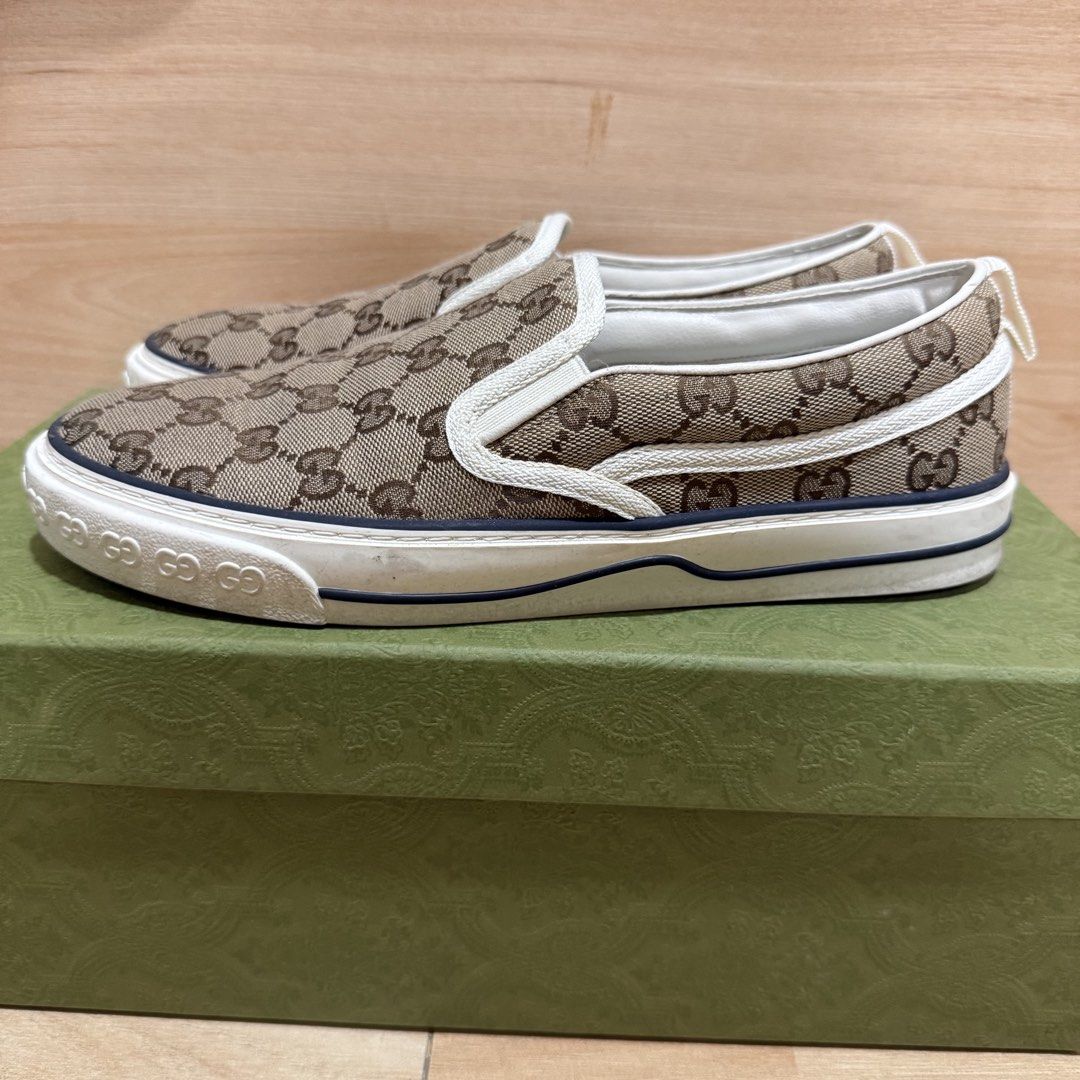 Gucci Men’s Sneakers (Category: Slippers & Slides) located in Tarlac. Submitted by rectopaulineee_ (Listing ID 1459593835, Image 1). Description: - Used TWICE ONLY - 100% authentic - Comes with dustbag only - Bought in Gucci Japan - Size is approx. 26cm - Can be for women as well - No WW photo - True to size MOP: Gash/BDO/Maribank MOD: J&T or SDD NOTE: SF to be shouldered by the buyer. No sf, no shipping.