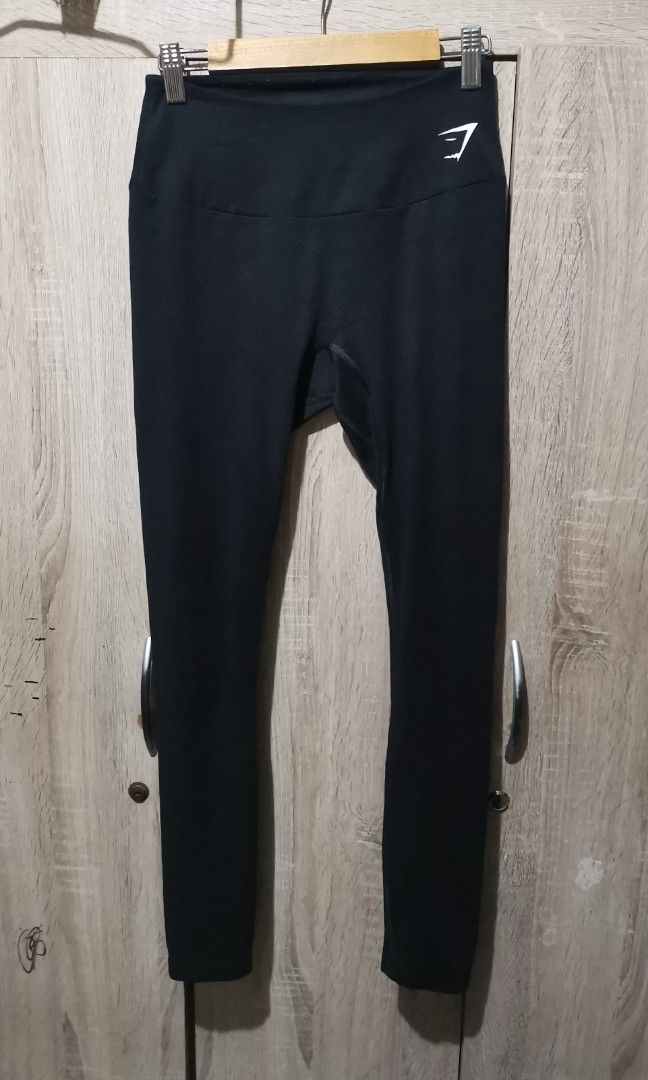 Gymshark blk leggings (Category: Activewear) located in San Pedro. Submitted by thriftersthrift (Listing ID 1459499771, Image 1). Description: Waistline (inches) :22 Length(inches) :34 Good condition Already wash Color rate : 9.5 /10 🌵ALL ITEMS ARE FROM UKAY BALE SO MANAGE YOUR EXPECTATION 🌵 ASK SELLER FOR MORE INFORMATION COLOR MAY CHANGE TRU LIGHTING.