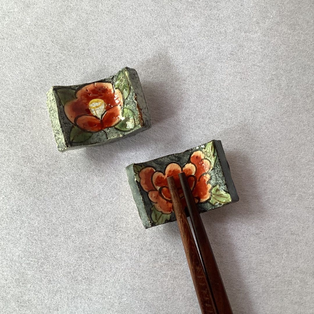 Hand-painted Ceramic Rests (Category: Dinnerware & Cutlery) located in Davao. Submitted by eclectic1925 (Listing ID 1459652683, Image 2). Description: Php150 for 2 Hand-painted Ceramic Rests Please REVIEW PHOTOS We use 100% repurposed packaging materials SF starts at Php70 via Flash Express First to pay.