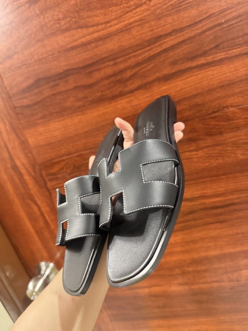 Hermes EUR 36 (Category: Sandals) located in Antipolo. Submitted by ceraken_luxpreloved (Listing ID 1459575705, Image 3). Description: .