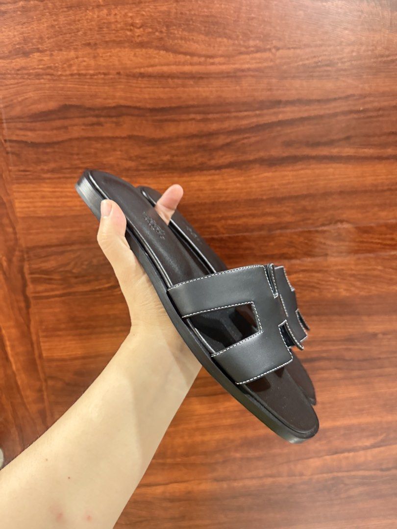 Hermes EUR 36 (Category: Sandals) located in Antipolo. Submitted by ceraken_luxpreloved (Listing ID 1459575705, Image 2). Description: .