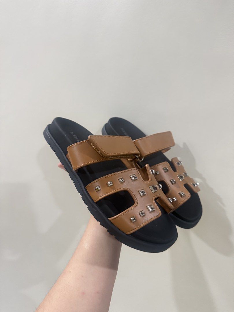 Hermes EUR 38 (Category: Sandals) located in Antipolo. Submitted by ceraken_luxpreloved (Listing ID 1459541722, Image 2). Description: .