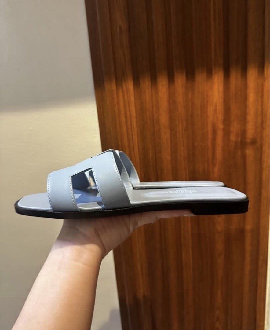 Hermes EUR 38 (Category: Sandals) located in Antipolo. Submitted by ceraken_luxpreloved (Listing ID 1459576463, Image 3). Description: .