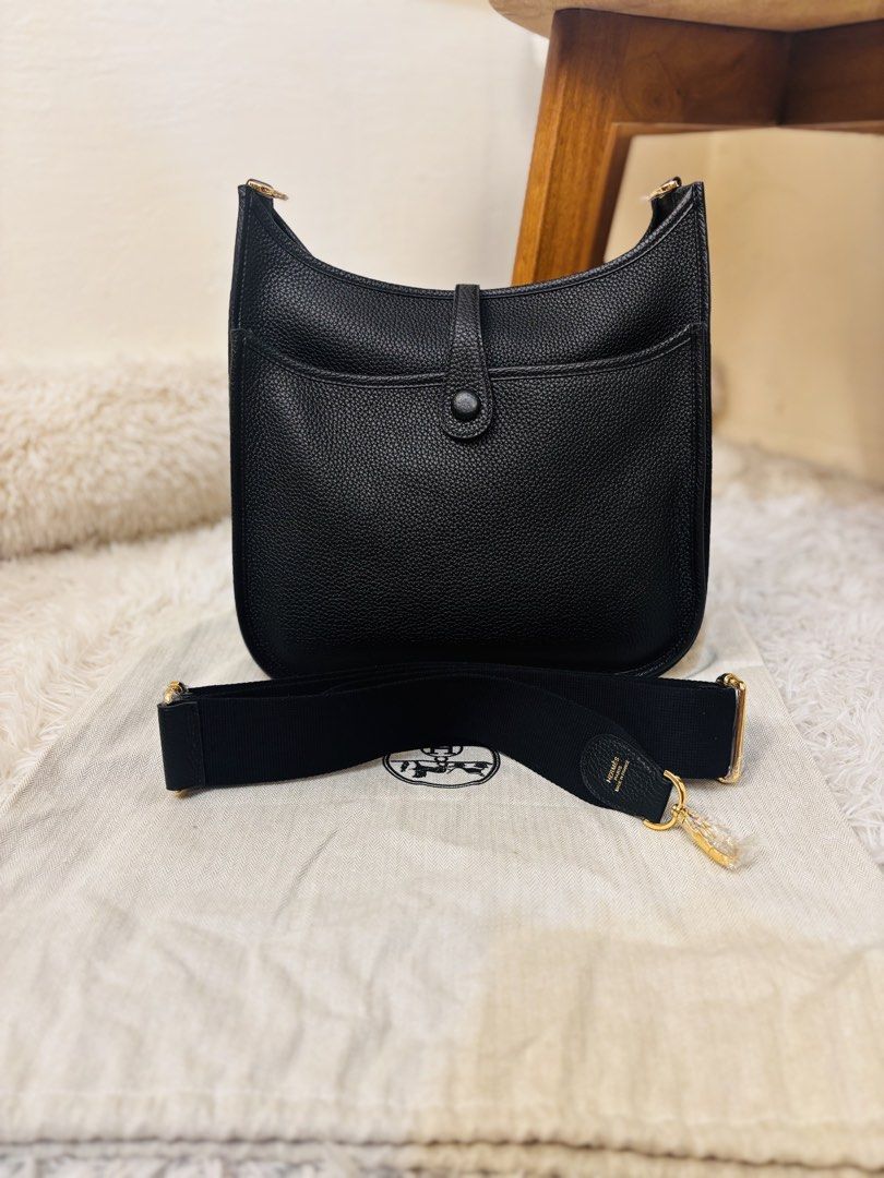 Hermes Evelyne 29 PM Bag (Black) (Category: Luxury Bags & Wallets) located in Muntinlupa City. Submitted by yangchic (Listing ID 1459629017, Image 2). Description: ✔️coded ▪️can be worn as cross-body or shoulder bag ▪️message for more information and details.
